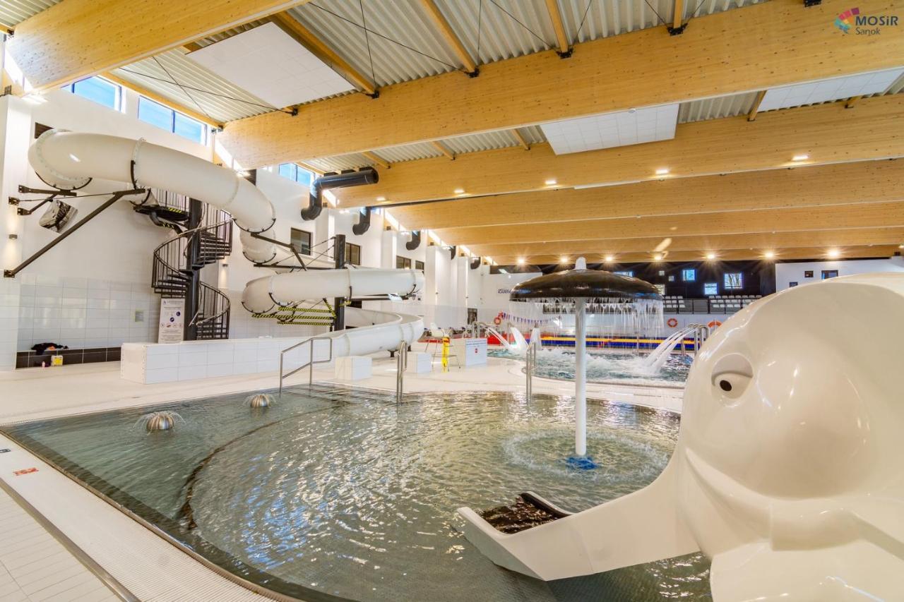 Dom Sportowca Blonie - Mosir Hotel Sanok Ngoại thất bức ảnh