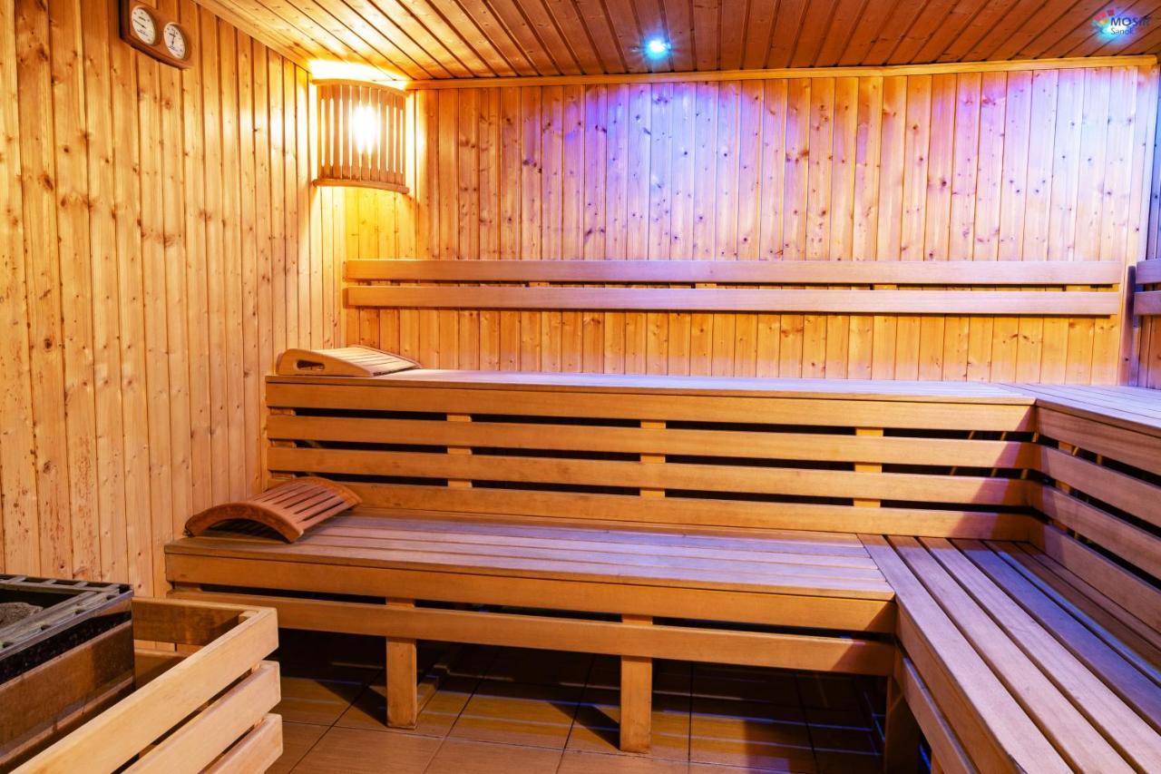 Dom Sportowca Blonie - Mosir Hotel Sanok Ngoại thất bức ảnh